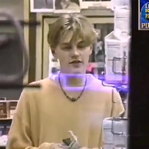 Leonardo DiCaprio Paparazzi Vids from the 90s