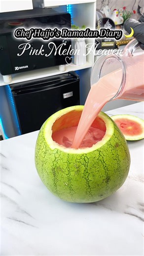 S2 EP 21 | 𝑪𝒉𝒆𝒇 𝑯𝒂𝒋𝒋𝒐’𝒔 𝑹𝒂𝒎𝒂𝒅𝒂𝒏 𝑫𝒊𝒂𝒓𝒚 🌙 Pink Melon Heaven 🍉🥛 Today’s episode is creamy, refreshing and beautifully sweet 🤍 A smooth watermelon drink blended and finished with a rich milk mixture simple, comforting and perfect for cooling down after a long fast. Pink Melon Heaven Ingredients • Fresh watermelon • Powdered milk • Condensed milk • Evaporated milk • Ice I blended the watermelon using the @rayluxafrica Caterpillar Engine Blender, which made the juice smooth a