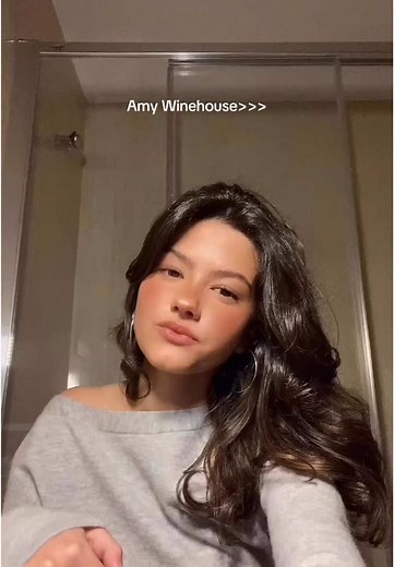Angelina Jordan Covers 'Back to Black' by Amy Winehouse