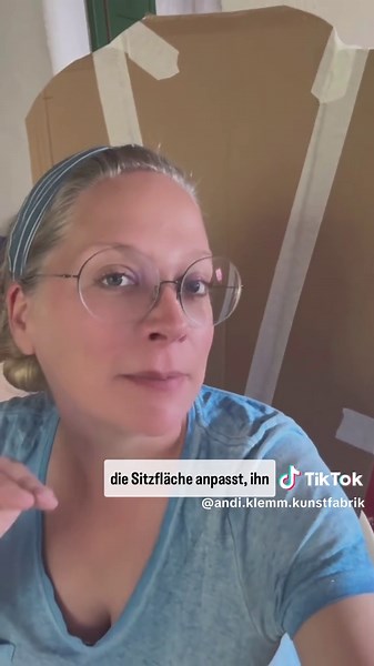 DIY Frida Kahlo Thron aus Poolnudeln und Pappmaché