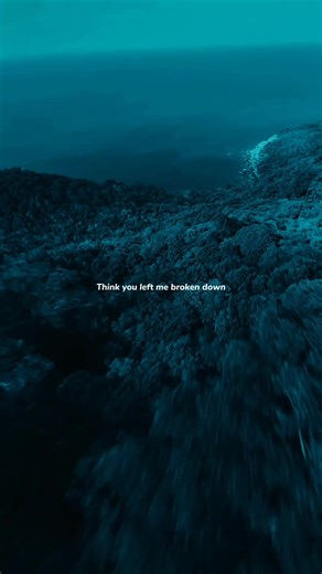 Strong Empowerment in Kelly Clarkson's 'Stronger' Lyrics