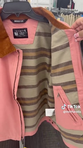 Carhartt Women's Pink Jacket: Style & Comfort