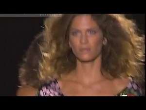 GUCCI Spring Summer 2003 Milan 1 of 3 Pret a Porter Woman by Fashion Channel