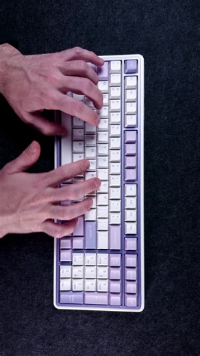 Varmilo Minilo98 Pro Sound Tests The Varmilo Minilo98 Pro is a fantastic gasket mount mechanical keyboard delivering a clean mid-pitch clacky sound and an exceptionally smooth typing experience. 🎧 Watch the full unboxing, sound test, and review here 👉 https://youtu.be/E4kqTtqVryw GET 5% OFF with this code: CKT5 Keyboard 👉 https://varmilo.com/products/minilo98-pro/?ref=ClickandThock Switches 👉 https://varmilo.com/products/switches/?ref=ClickandThock #KeychronQ6Ultra #MechanicalKeyboard #Keybo