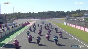 DNA TV -asiakkaillemme ilmainen Kuukauden kanava on nyt heinäkuussa C More Sport 1! Tarjolla on suoria urheilulähetyksiä suomalaisten rakastamita lajeista – mm. ratamoottoripyöräilyä, yleisurheilun Timanttiliigaa, raveja sekä tennistä. 😎 Lue lisää Kuukauden kanavasta 👉 dna.fi/kuukaudenkanava | DNA