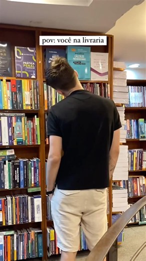E tem lugar melhor? 😂 #booktok #livros