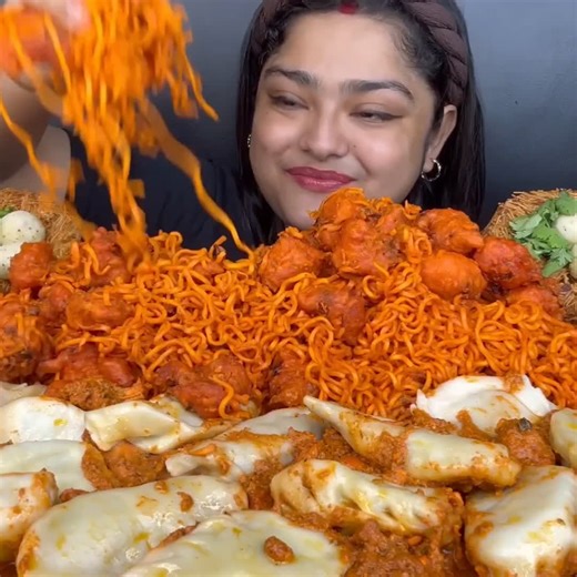 Mukbang: Spicy Maggi, Butter Chicken & Momos Feast