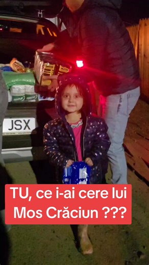 Savin Livia on Instagram: "🎅"Nici un om nu este atât de sărac încât să nu aibă ceva de dăruit" 🎅Campania noastră Doneaza o masa calda " incepe sa prinda contur 😘🎅 am reusit sa mergem la zeci de familii cu : ghete ,imbracaminte si mancare calda ,trebuie sa stiti ca împreună vom face ceva foarte important "sa redam zâmbete unor ingerasi de copii " 🎅Va mulțumesc tuturor celor care a-ti ales sa va implicați si sa donati .Inca mai strângem banuti pentru alimente si mancare calda pana pe 24 decem