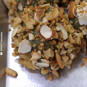 4.1M views · 10K reactions | I would love to try these chewy rice cakes  Credit: 야미보이 Yummyboy (youtube.com/channel/UCiiV8stcewhoCNyiErr7GtA) | Taste Life | Facebook