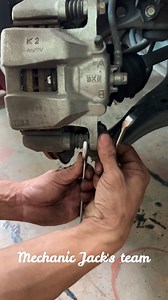 1.7M views · 36K reactions | Replace & Service Brake Pads Process #mechanic #mechanicjack #replace #Brakepad #process | Mechanic Jack's team | Facebook