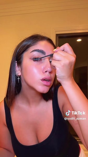 Clean Makeup Tutorial: Step-by-Step Guide