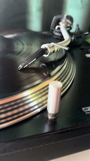 Good Faithless Friday! ☕🔥 #lsdj #vinyl #vinylcommunity #vinylrecords #vinylcollection