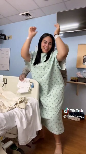 Baby Momma Dance during Contraction