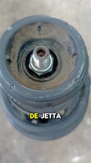 Amortiguadores de Jetta: Ajuste y Reemplazo de Tuerca