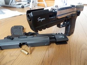 (Air gun) I bought a gun that looks like an H&K USP match!