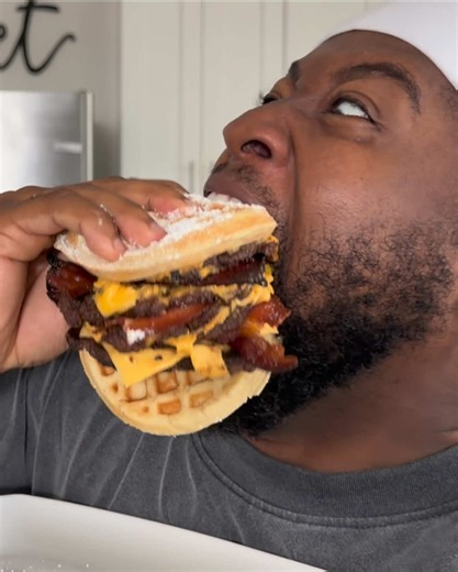Surely Yall won’t judge me? 😬 FULL COOKING EP ON YOUTUBE (Matt Perry) #food #funny #viral