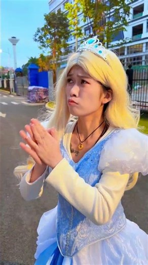 艾莎被抛弃了吗