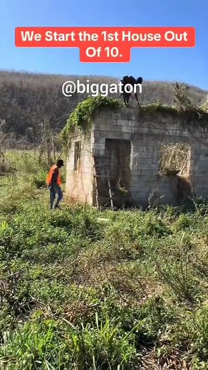 27K views · 866 reactions | He volunteered to repair ten roofs for free for those affected by the hurricane and has already started the first one. | Help the children stay in school. | Facebook
