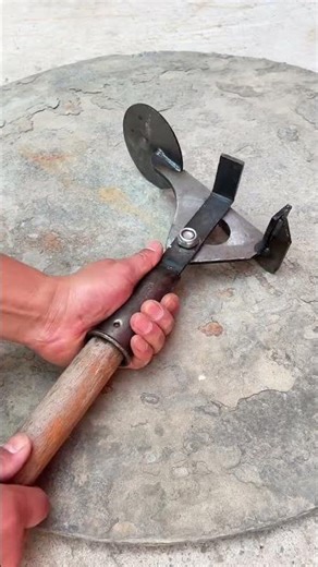 Agricultural root puller#Homemade tools by the folk#Agricultural tools#Garden tools#Grass-