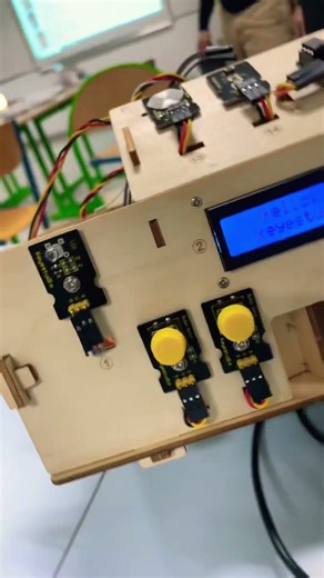Maison connectée, écran LCD #arduino #arduinoproject #smartphone