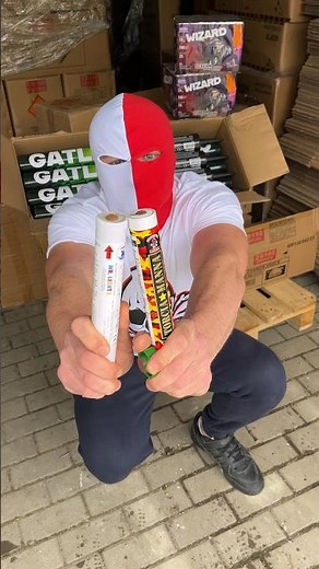 Mr. Light vs Torcia Manna Flare Red | Ultrasstore.com