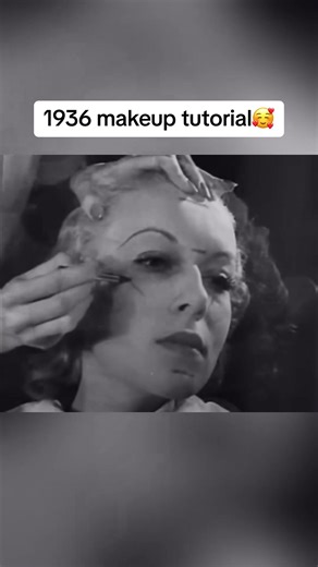 Vintage Makeup Techniques for a Perfect Look