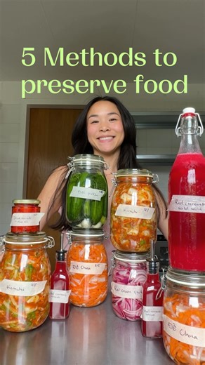 Preserving food isn’t just something our ancestors did it’s a powerful toolkit that still makes sense today. It saves waste, deepens flavour, and lets us eat seasonal produce all year long. I used five ancient techniques to preserve my favourite summer veggies and fruits and each one is backed by fascinating science. Here are the 5 techniques, and what I made👇 1. Lacto-fermentation: I made kimchi and dill pickles. Friendly bacteria convert sugars into lactic acid, which lowers the pH and preser