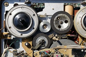 Complete Idler Pulley Guide: Signs, Symptoms & Replacement Solutions