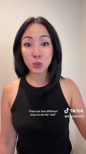 Understanding the Thai Hand Gesture 'Wâi' - Learn When and How to Use It
