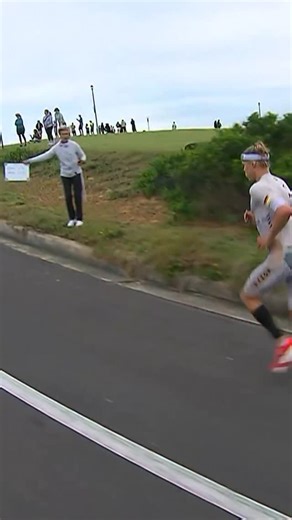 46K views · 504 reactions | What a crowd 藍 The Mexican Wave grew lap by lap in Wollongong before it transformed into chaos by the end… We already can’t wait to return to Australia for the Gold Coast T100 in March  | T100 Triathlon World Tour | Facebook