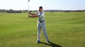 7K views · 49 reactions | Wills Murray shows you the "split grip" drill several PGA Tour golfers are using to hit flush irons. Check it out! | Performance Golf | Facebook