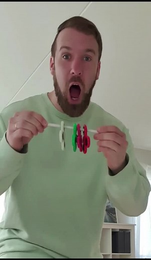 FIRST EVER ON TIKTOK?! #trickshot #fidgetspinner #pencil #thatsamazing @dudeperfect @thatsamazing