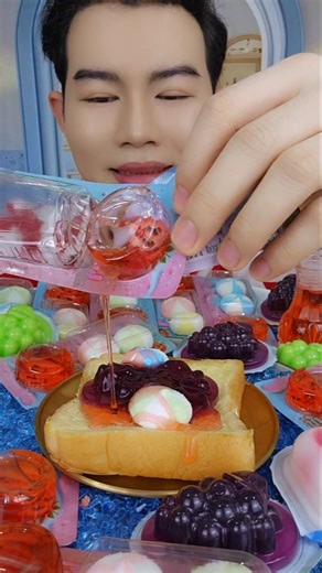 Butter and milk bread with gooey grape jelly filling (Kyoho grape jelly). #food