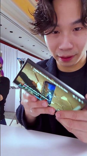 Watching Video on the New Samsung Galaxy Z Trifold is GLORIOUS