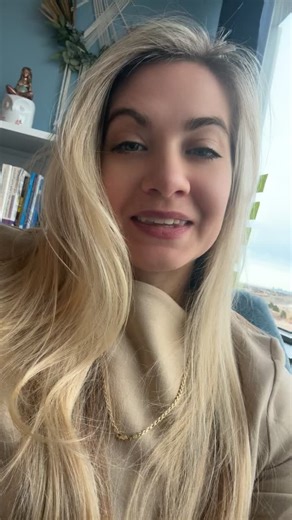 What’s one thing you’re leaving behind in 2025? I’ll go first: I’m no longer holding myself back. Your turn. Comment below, or repost this and tag me with yours. Let’s leave it and rise ✍️ Hashtags: #NewYearsReflection #LeaveItBehind #TherapistThoughts #2025Recap #HealingIsAMovement