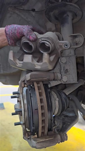 Ford Taurus front brake service complete guide #automotive #mechanic #usa🇺🇸 | How To Repair