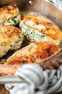 Spinach Stuffed Chicken Breast Recipe - The Cookie Rookie®