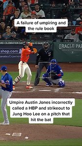 (4/25) Umpire Austin Jones incorrectly called a HBP and strikeout to Jung Hoo Lee on a pitch that clearly hit the bat. However, whether a batter made contact with the ball is not reviewable so the obviously incorrect call was upheld. A similar error happened last September. #MLB #baseball #Giants | umpireauditor