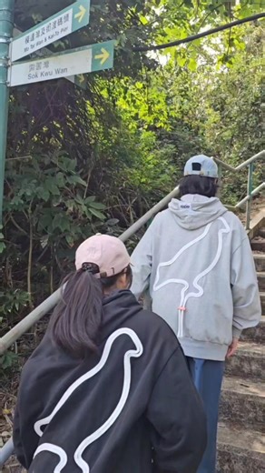 2.6K views · 16 reactions | [ #山頂我至靚 ] VOL.11  登陸索罟灣 【Mandy & Hana...