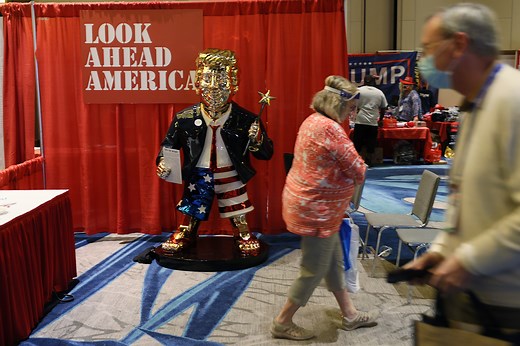 Fact Check: Is Photo of Faith Leaders with Trump Golden Statue at CPAC Real?
