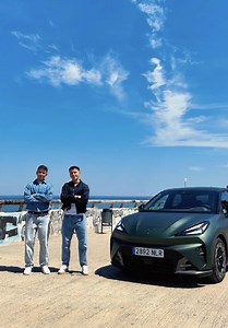 Nowa CUPRA Raval i ulice Barcelony 🤩 lepszego połączenia chyba nie dało się zrobić 😮‍💨⚡️ Dynamiczna, futurystyczna i stworzona do miasta 🚗 Zwiedzanie Barcelony nową CUPRĄ Raval hits different 🌴⚡️ @cupra_official [reklama] #CUPRA i #Raval