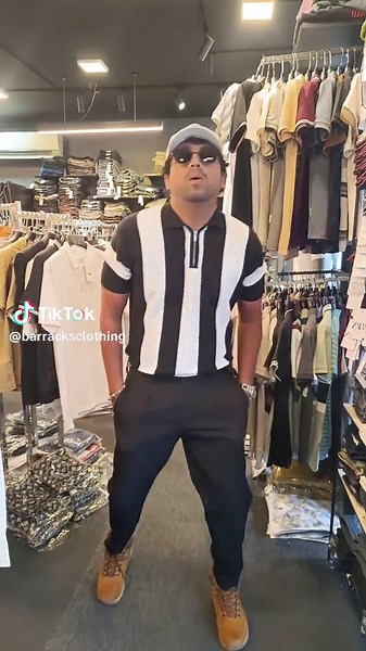 Explore 80's Colombo Fashion Trends