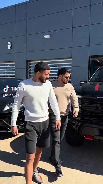 Exploring the RaptorR Phenomenon in Music