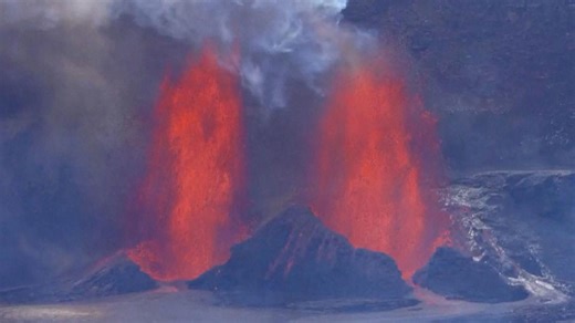 Lava reaches 600ft in latest eruption