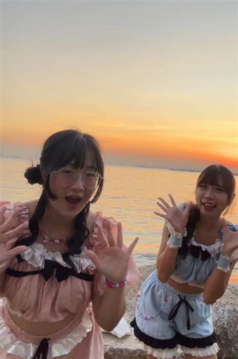 ทะเลยังมีคลื่น แล้วใจคุณจะเลือกใครดี💙🧡 #โอชิเลยดีไหม #ไอดอล #เต้น #fyp