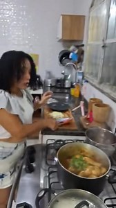 27K views · 790 reactions | Coxa pião é muita interação #comida Parte 63 | Rindo com a Janaína até 2099 | Facebook