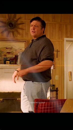 THEMEMECLIPVAULT on Instagram: "Follow (us) @thememeclipvaultt for more funny content. 🎬“Young Sheldon” is a family-centered comedy-drama and prequel to *The Big Bang Theory*, following the childhood of Sheldon Cooper (Iain Armitage), a brilliant but socially awkward boy growing up in East Texas during the late 1980s and early ’90s. At just nine years old, Sheldon enters high school, where his genius baffles teachers and alienates classmates. His family, however, grounds him: his no-nonsense mo