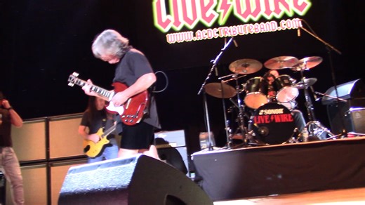 "Your green eyes couldn't get any colder, there's bad poison runnin' through your veins!...Evil walks behind you".... - From the 1981 AC/DC album "For Those About to Rock (We Salute You)" "Evil Walks" performed live at Penn's Peak Jim Thorpe, PA this past weekend Sat 11/22/2025.⚡ The album was released 44 years ago this month (November 1981) #acdc #acdcexperience #livewire #evilwalks #tributeband #acdctribute #forthoseabouttorock #pennspeak #jimthorpe #acdcfans #acdcfamily #acdclovers #acdcrfore