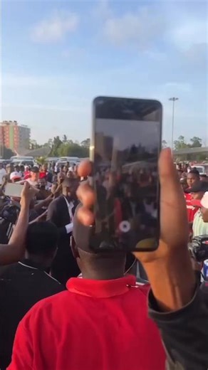 🔴mangungu Aanzisha vurugu na mashabiki #azamfc #josephguede #pacome #simba