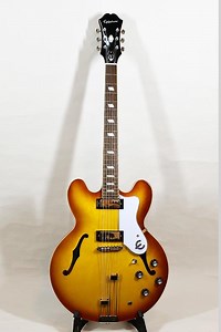 epiphone-riviera